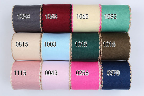 10mm-38mm zszyta wstążka z poliestru o grubości ziarna ISO9001 Solid Pattern