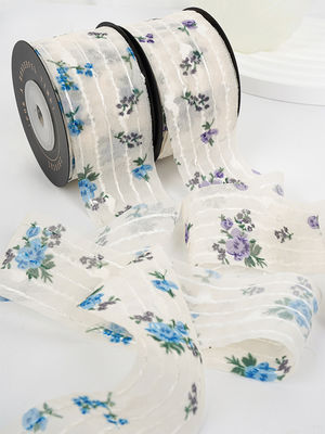 Kwiatowo wydrukowana, spersonalizowana wstążka do organzy 4cm Flora Ivory