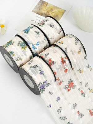 Kwiatowo wydrukowana, spersonalizowana wstążka do organzy 4cm Flora Ivory