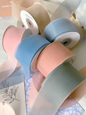 Wielkiej gęstości poliester organza wstążka 40 mm do luksusowego opakowania prezentów