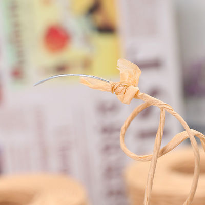 Beżowa kolorowa skręcona sznurka raffia 150m długość sznurek z brązowego papieru