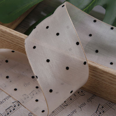 25mm-50mm wstążka organza z wzorem kropki Drukowany poliester wstążka organza OEM przyjazny dla środowiska